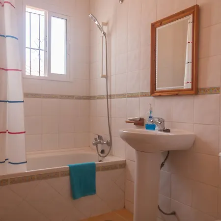 Casa Almijara Canovas * Nerja